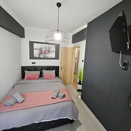 3 Modern With Free Parking Apartament *
