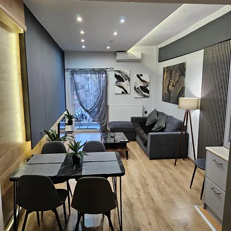 3 Modern With Free Parking Apartment Serres