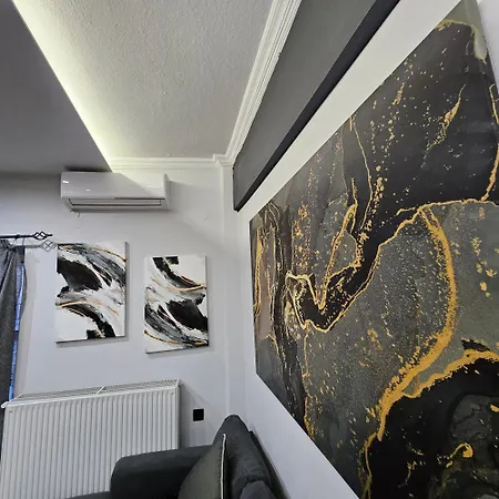 3 Modern With Free Parking Apartament
