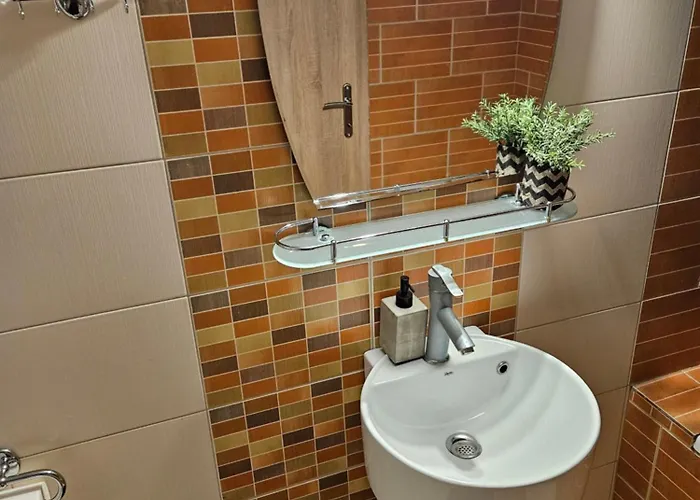 3 Modern With Free Parking * Serres